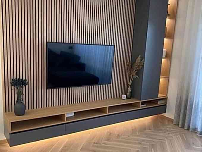 Гостиная с парящими шкафами создающая эффект релакса - фото - 2