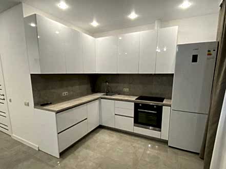 Белая угловая кухня ДО/ПОСЛЕ - фото - 3