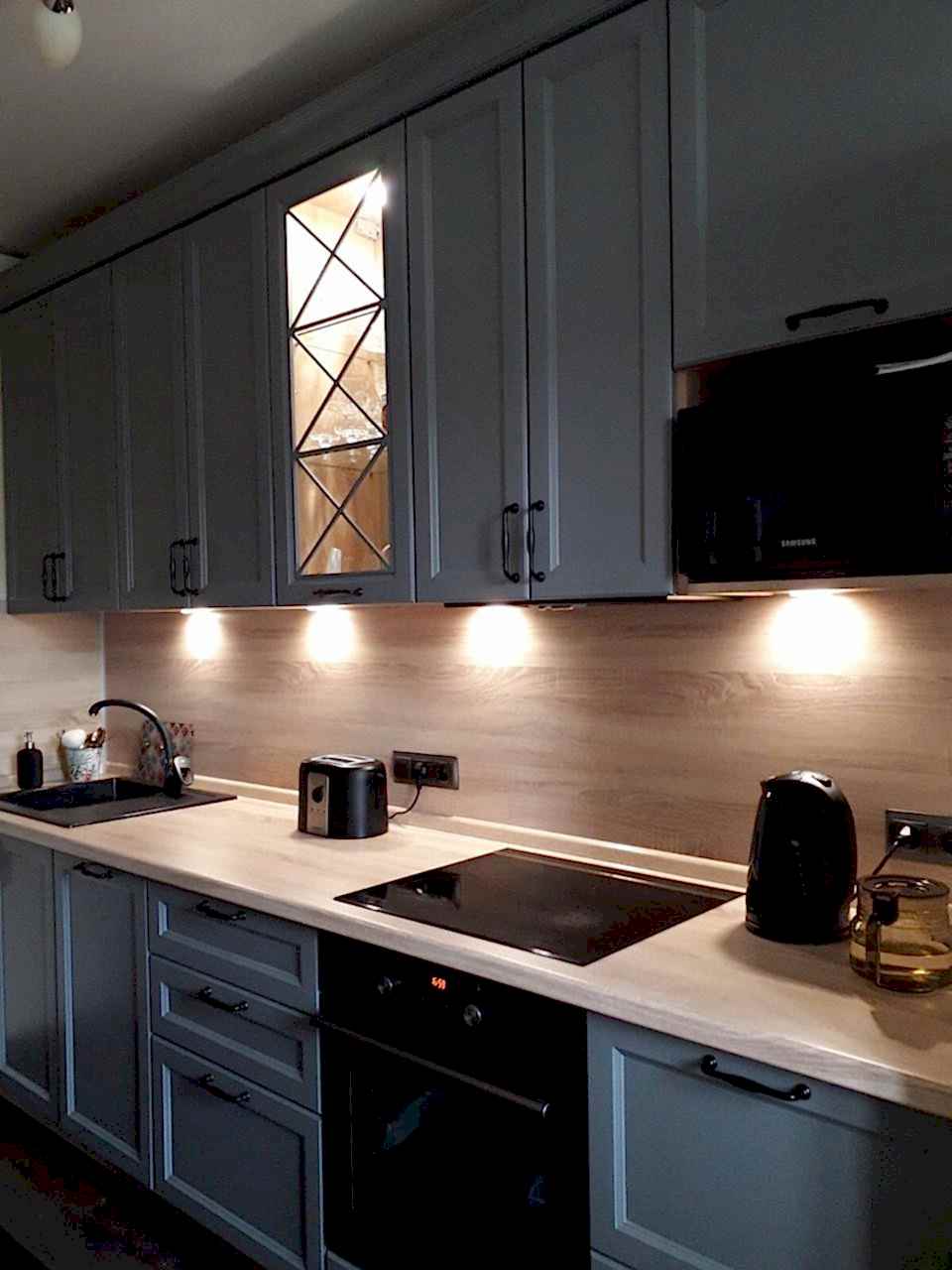 Неоклассическая кухня с деревянным фартуком и столешницей для Оксаны из Астаны - фото - 4