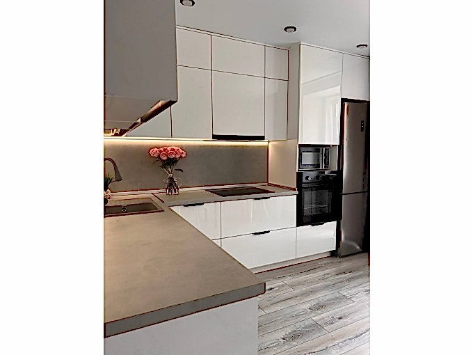 Большая, стильная, удобная кухня - мечта каждой женщины - фото - 5