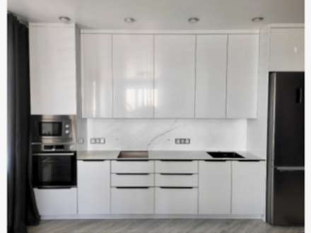 Кухня со столешницей из компакт ламината - фото - 4