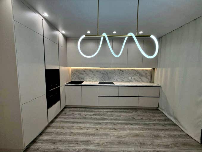 Роскошная угловая кухня, цвета кашемир - фото - 3