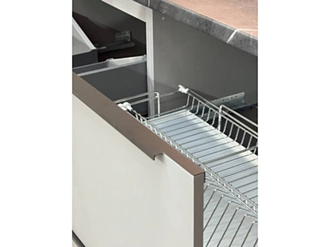 Новая кухня для шоурума в ТЦ Версаль - фото - 4