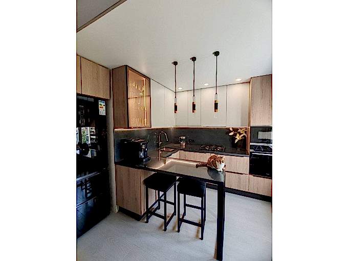 Современная стильная кухня без зазоров и визуального шума - фото - 1