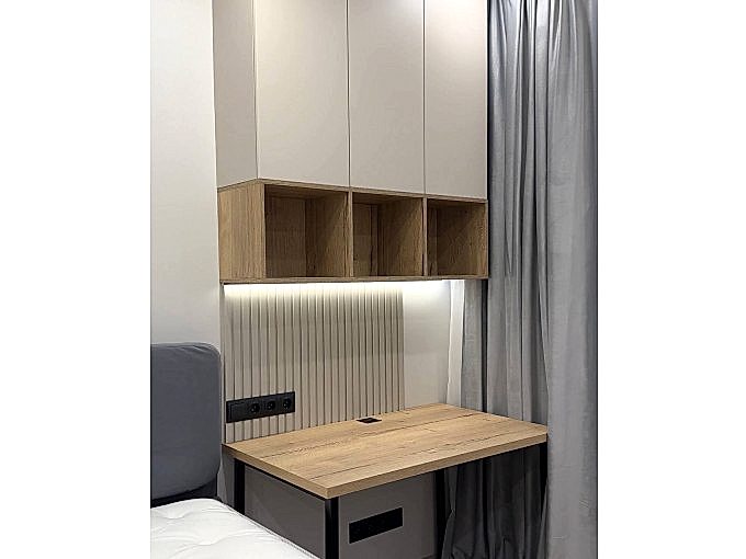 Шкаф 3 метра до потолка + туалетный столик для спальни - фото - 2